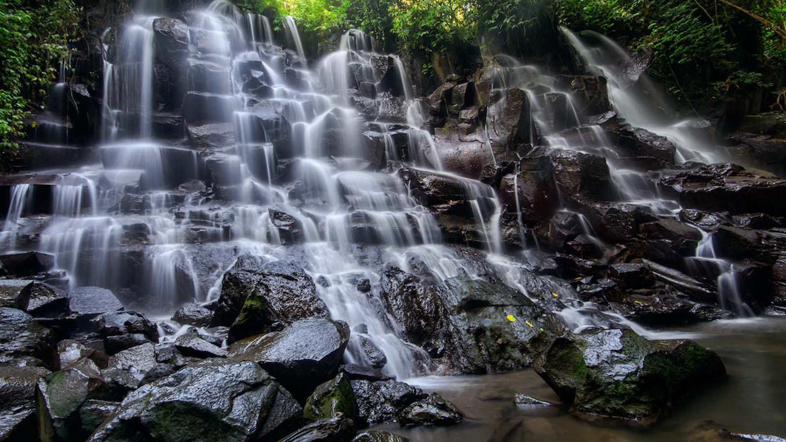 kanto-lampo-waterfall2-1600x900