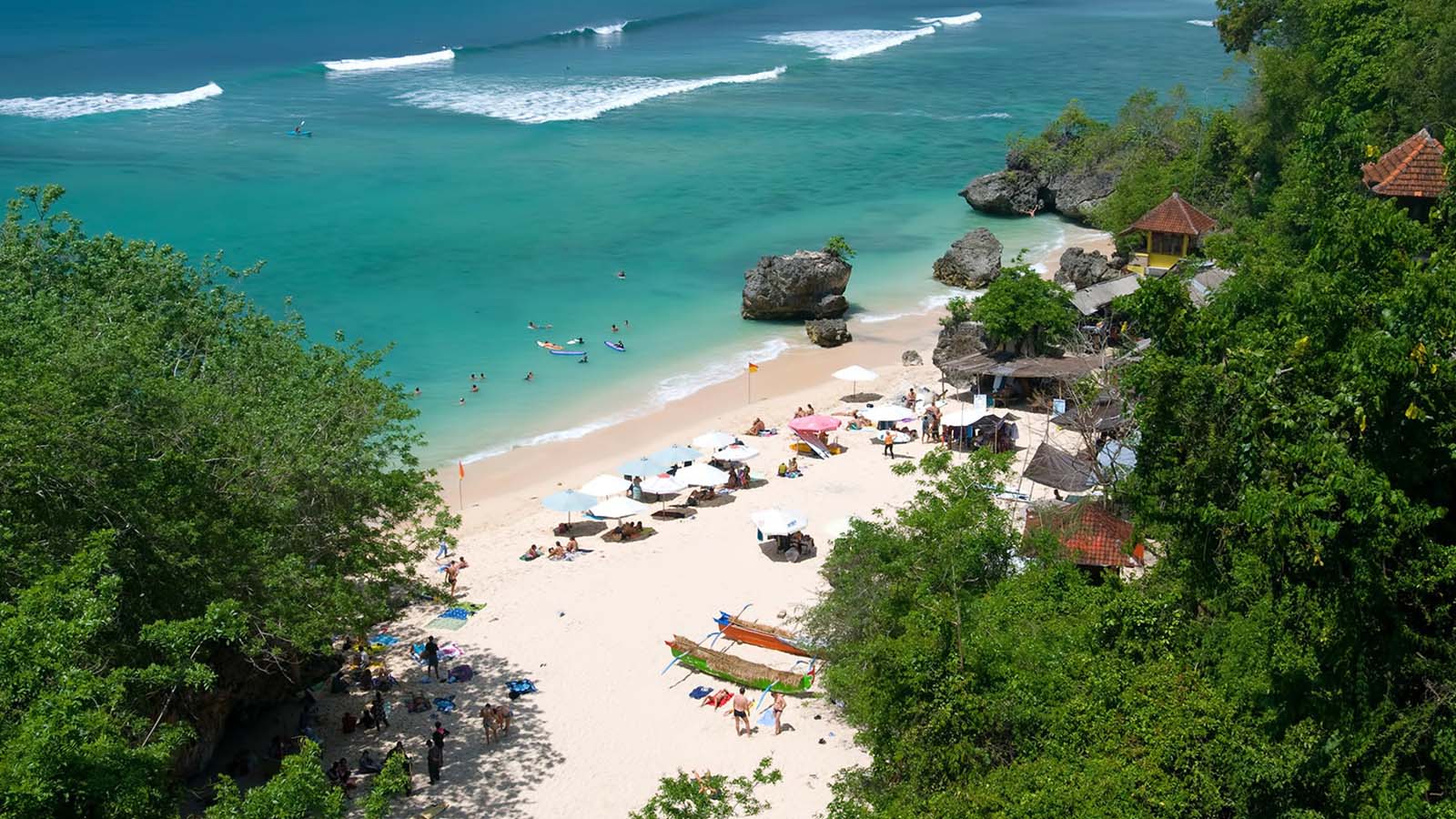 padang-padang-beach1-1600x900