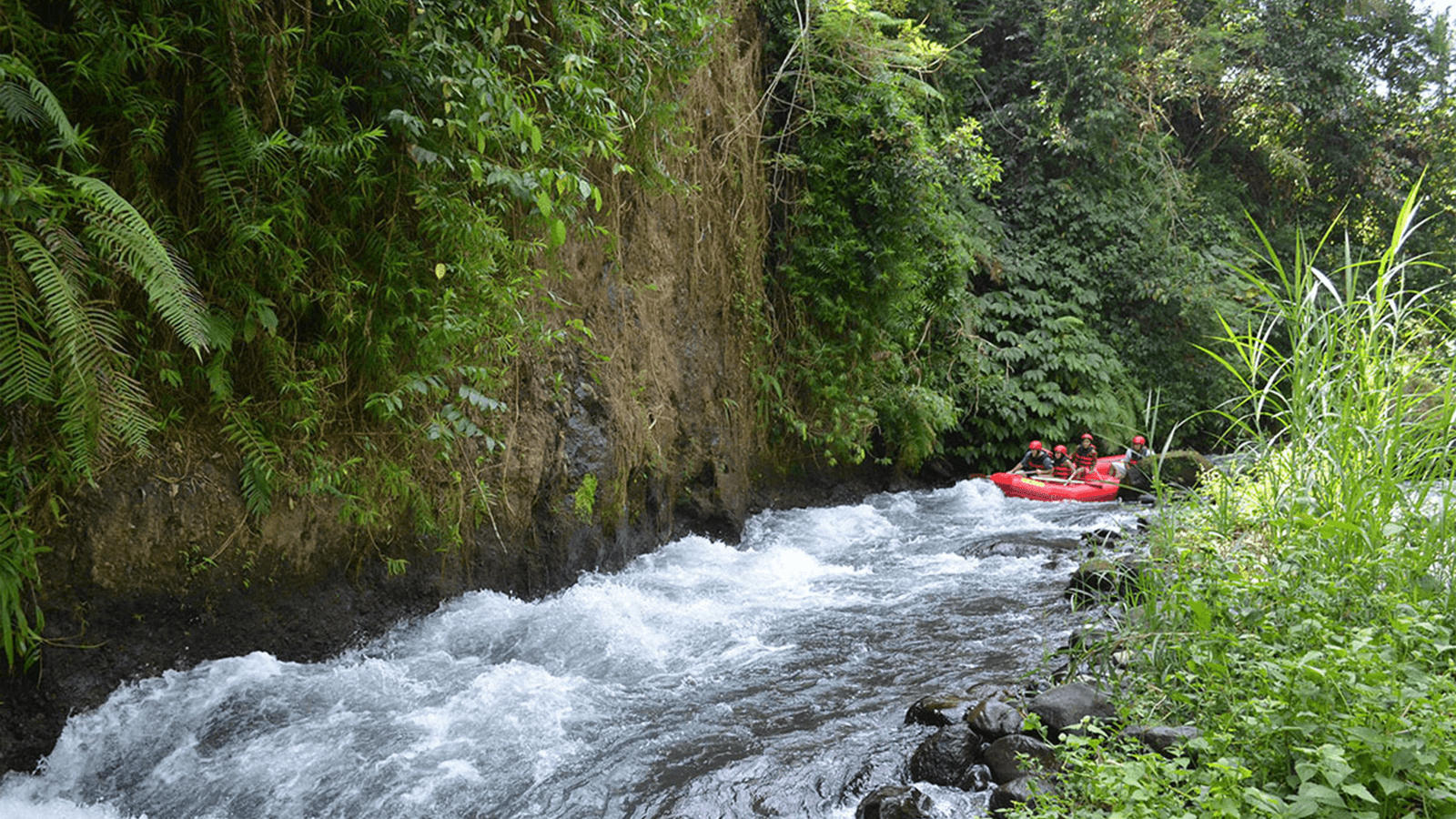 telaga waja rafting 2-1600X900