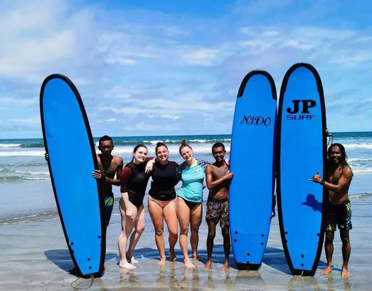 Kuta Surf Lessons : 1-Hour Surf Lesson