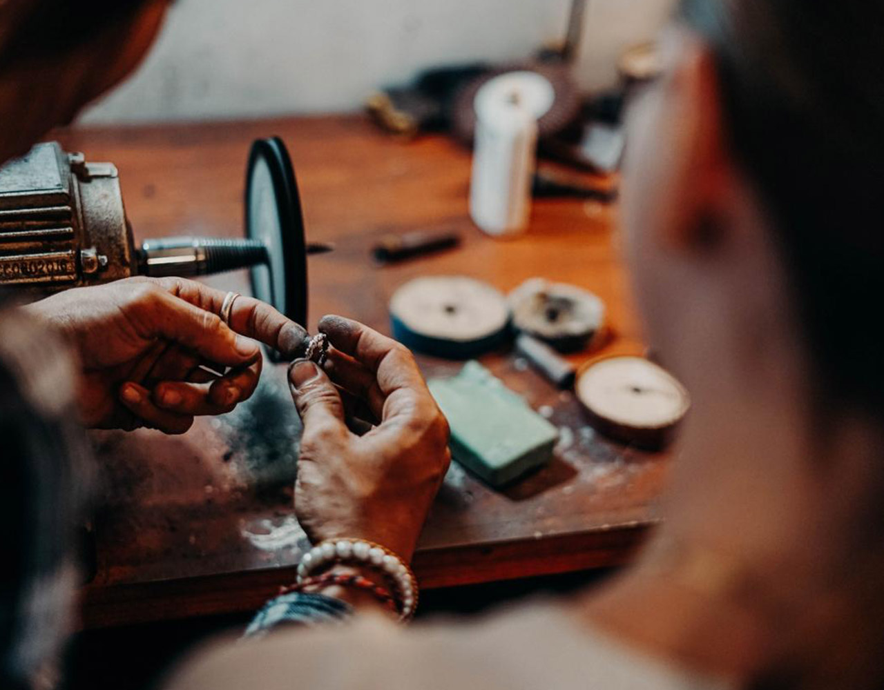 Amed Karangasem: Make Your Own Silver Jewelry Class