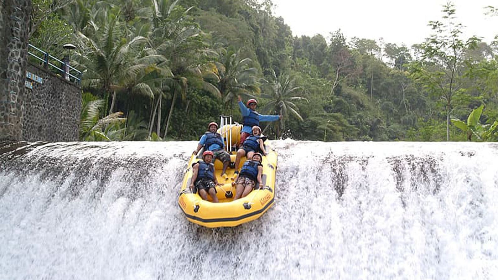 White Water Rafting Telaga Waja East Bali